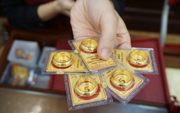 Giá vàng hôm nay 15/11: Hạ nhiệt