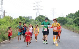 Những màn hóa trang ấn tượng tại Giải Marathon Cà Mau 2025