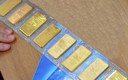 Giá vàng hôm nay 21/11: Đồng loạt giảm mạnh