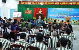 Nhân văn từ Chương trinh “Thắp sáng ước mơ hoàn lương”