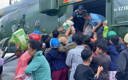 Sư đoàn 370: Thực hiện 7 chuyến bay cứu trợ đồng bào vùng mưa lũ