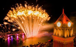 Du khách ngỡ ngàng: Phú Quốc là hòn đảo duy nhất thế giới có hai màn pháo hoa mỗi tối