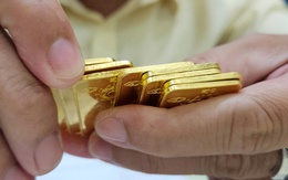 Giá vàng hôm nay 7/11: Đồng loạt tăng mạnh