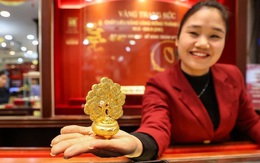 Giá vàng hôm nay 15/12: Duy trì ở mức cao kỷ lục