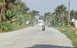 Vĩnh Long: Chính quyền xã Phú Túc kiến nghị sửa chữa Quốc lộ 57B đoạn giữa 2 cầu Rạch Miễu để đảm bảo an toàn giao thông