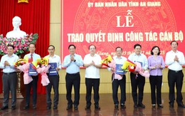 An Giang trao quyết định về công tác cán bộ