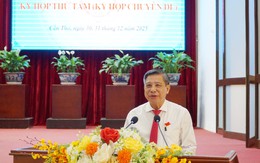 Cần Thơ bế mạc kỳ họp thứ 8 HĐND thành phố, thông qua 20 nghị quyết