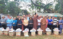 Xứ Nghệ: Hành trình san sẻ yêu thương về vùng lũ Đắk Lắk của Đại đức Thích Định Tuệ