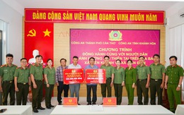 Công an TP Cần Thơ hỗ trợ người dân tỉnh Khánh Hoà sau mưa lũ