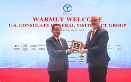 Phái đoàn Tổng Lãnh sự Hoa Kỳ thăm và làm việc với CT Group về công nghệ cao, giáo dục