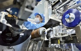 VCCI đề xuất bỏ cấp giấy phép đầu tư ra nước ngoài