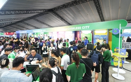 Ngày không tiền mặt 2025: Hàng nghìn khách check-in tại VPBank Cashless City