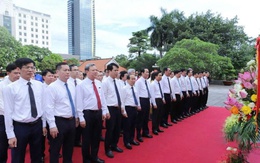 Thanh Hóa: Dâng hương tri ân Chủ tịch Hồ Chí Minh nhân kỷ niệm 100 năm Ngày Báo chí Cách mạng Việt Nam
