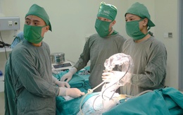 Thái Bình: Ứng dụng nội soi điều trị hẹp ống sống cổ, bước tiến mới trong y học hiện đại