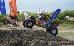 Khai màn giải đua xe ô tô địa hình Victory Challenge Sailun Cup 2025