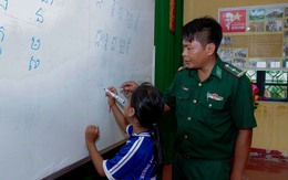 BĐBP Sóc Trăng khai giảng lớp dạy tiếng Khmer dịp hè năm 2025 cho các em học sinh khu vực biên giới biển
