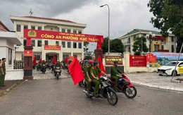 Thanh Hóa: Công an 166 phường, xã ra quân hướng dẫn thủ tục hành chính cho người dân
