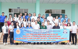 TP. Hồ Chí Minh: Trao tặng quà cho gia đình chính sách và học sinh tỉnh Tây Ninh