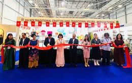 Hà Nội: Quảng bá sản phẩm làng nghề tại Hội chợ thủ công mỹ nghệ Home & Gift 2025