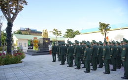 Ban Chỉ huy BĐBP tỉnh An Giang: Dâng hương, dâng hoa báo công với Bác