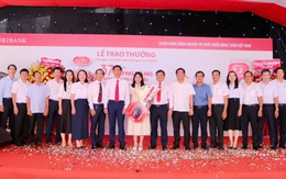 Agribank Chi nhánh Kiên Giang II trao giải Đặc biệt chương trình "37 năm vững vàng - Rộn ràng ưu đãi"