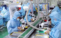 Bộ Tài chính đề xuất bỏ thủ tục cấp phép đầu tư ra nước ngoài