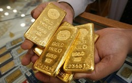 Giá vàng hôm nay 15/8: Vàng miếng SJC lập đỉnh mới