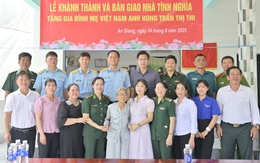 Hội Phụ nữ BĐBP tỉnh An Giang tri ân mẹ Việt Nam Anh hùng Trần Thị Thi