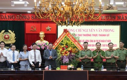 Thành uỷ Hà Nội: Thăm hỏi Công an thành phố nhân kỷ niệm 80 năm Ngày truyền thống lực lượng CAND