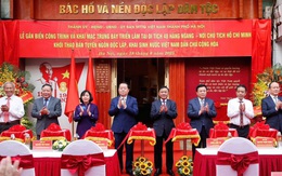 Hà Nội: Gắn biển công trình và khai mạc trưng bày triển lãm tại Di tích lịch sử 48 Hàng Ngang
