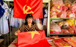 Hành trình hơn 30 năm lan tỏa tình yêu quê hương đất nước bằng việc may cờ Đảng, cờ Tổ quốc