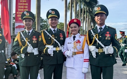 BĐBP TP Cần Thơ tổ chức cho cán bộ, chiến sĩ theo dõi Lễ kỷ niệm 80 năm Cách mạng Tháng Tám và Quốc khánh 2/9