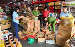Phát hiện Nguyễn Thị Huệ bán 1.350 chiếc bánh Trung thu nhập lậu, người dân coi chừng rước bệnh vì ham rẻ