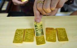 Giá vàng hôm nay 24/1: Lập kỷ lục mới