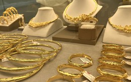 Giá vàng hôm nay 20/10: Giảm xuống mức thấp nhất sau 1 tuần