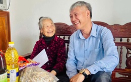 Mùa xuân từ trái tim người làm báo đến những ngôi nhà Đại đoàn kết