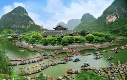 Ninh Bình:  Đô thị du lịch Hoa Lư được vinh danh là Đô thị du lịch sạch ASEAN