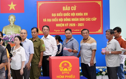 Tính đến 13 giờ ngày 15/3, có hơn 1,4 triệu cử tri tỉnh Cà Mau đi bỏ phiếu