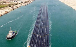 Các hãng vận tải biển lớn tạm ngừng hoạt động qua eo biển Hormuz