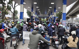 Bộ Tài chính đề xuất giảm 50% thuế bảo vệ môi trường với xăng, dầu