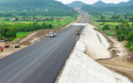 Nhiều đoạn cao tốc trọng điểm đang được tăng tốc thi công, đưa vào khai thác dịp 30/4