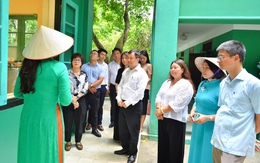 Dâng hương tưởng nhớ Chủ tịch Hồ Chí Minh: Khơi dậy trách nhiệm và bản lĩnh Người làm báo Cách mạng