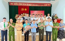 Thanh Hóa: Phường Đào Duy Từ ra mắt mô hình “Tổ tài xế taxi tự quản về an ninh trật tự”