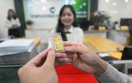 Giá vàng hôm nay 6/5: Tăng vọt do nhà đầu tư gom vàng