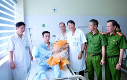 Bệnh viện Đa khoa Thanh Hóa: Cuộc chạy đua 4 giờ giành lại sự sống cho chiến sĩ công an.