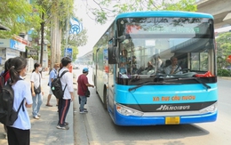 Hà Nội: Từ ngày 1/7, vé tháng giấy sẽ không còn giá trị trên các tuyến xe buýt trợ giá