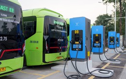 Hà Nội: Hỗ trợ 70% lãi vay cho doanh nghiệp đầu tư xe buýt điện và trạm sạc