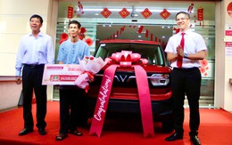 Agribank Chi nhánh Cần Thơ trao giải đặc biệt chương trình tiết kiệm dự thưởng 01 chiếc ô tô điện VinFast VF3
