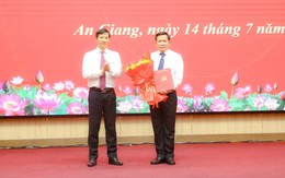 Trung tướng Đinh Văn Nơi giữ chức Phó Bí thư Tỉnh ủy An Giang kiêm Bí thư Đảng uỷ đặc khu Phú Quốc