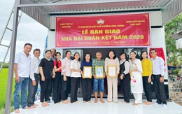 An Giang: Bàn giao nhà Đại đoàn kết cho hộ có hoàn cảnh khó khăn ở phường Vĩnh Thông